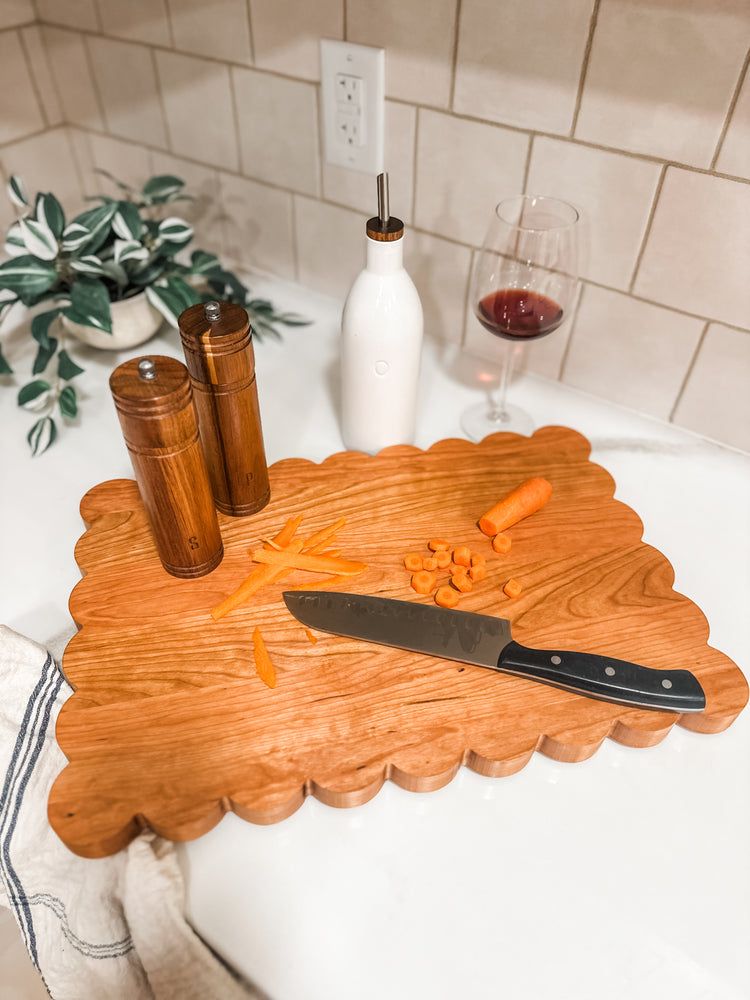 Large Scalloped Cutting Board